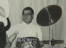 ZՂł̉tA蓪Drummer